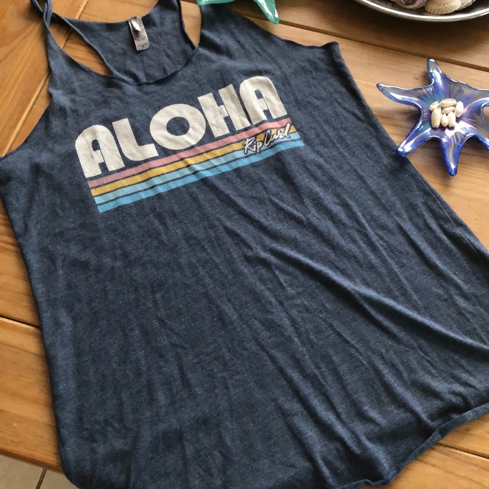 RIP CURL tank top.